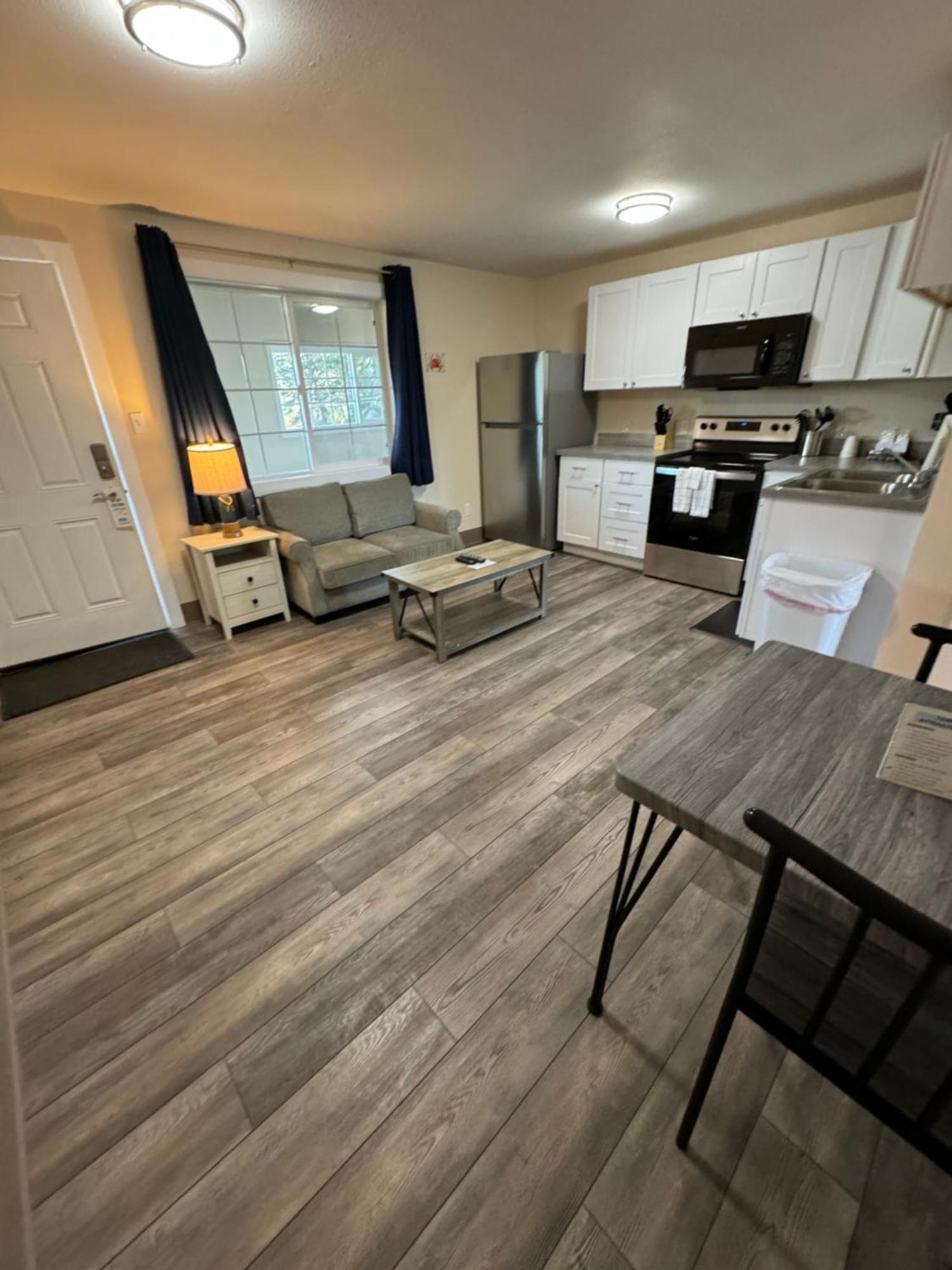 Coastal Inn And Suites Long Beach Eksteriør bilde