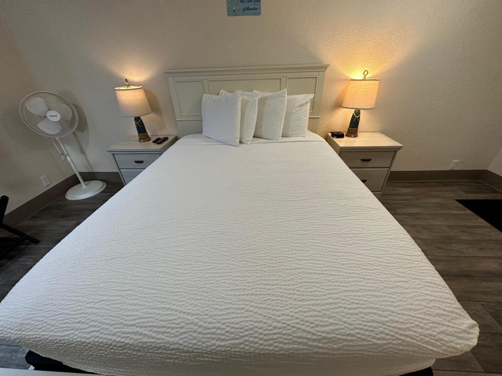 Coastal Inn And Suites Long Beach Rom bilde